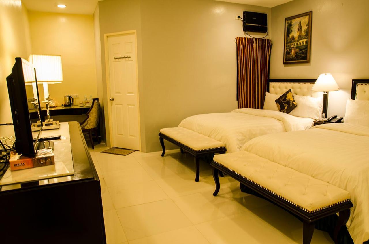 Dreamwave Hotel Ilagan Kültér fotó