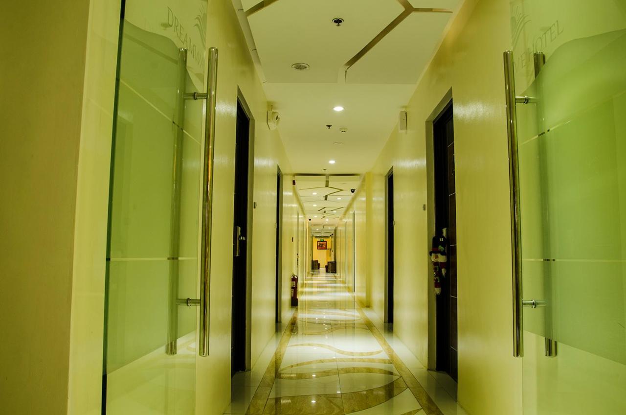 Dreamwave Hotel Ilagan Kültér fotó